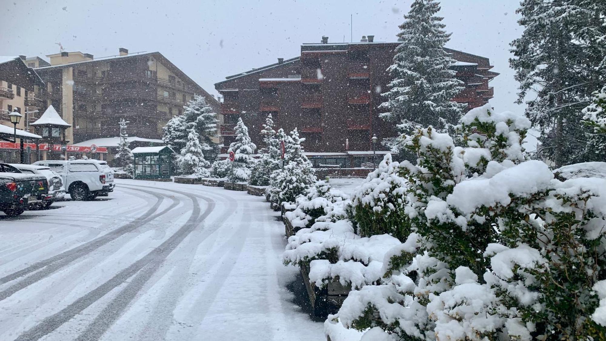 Apartamentos Formigal - Admite Mascotas - 外观 照片